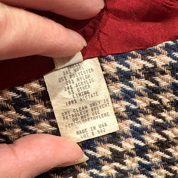 Vintage Men’s Houndstooth Blazer with Brown Collar festive red lining. - Picture 4 of 8